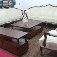 مدل کویین فرانسوی با ست میز تیوی و میز آرایش